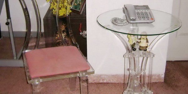 میز تلفن و صندلی پلکسی